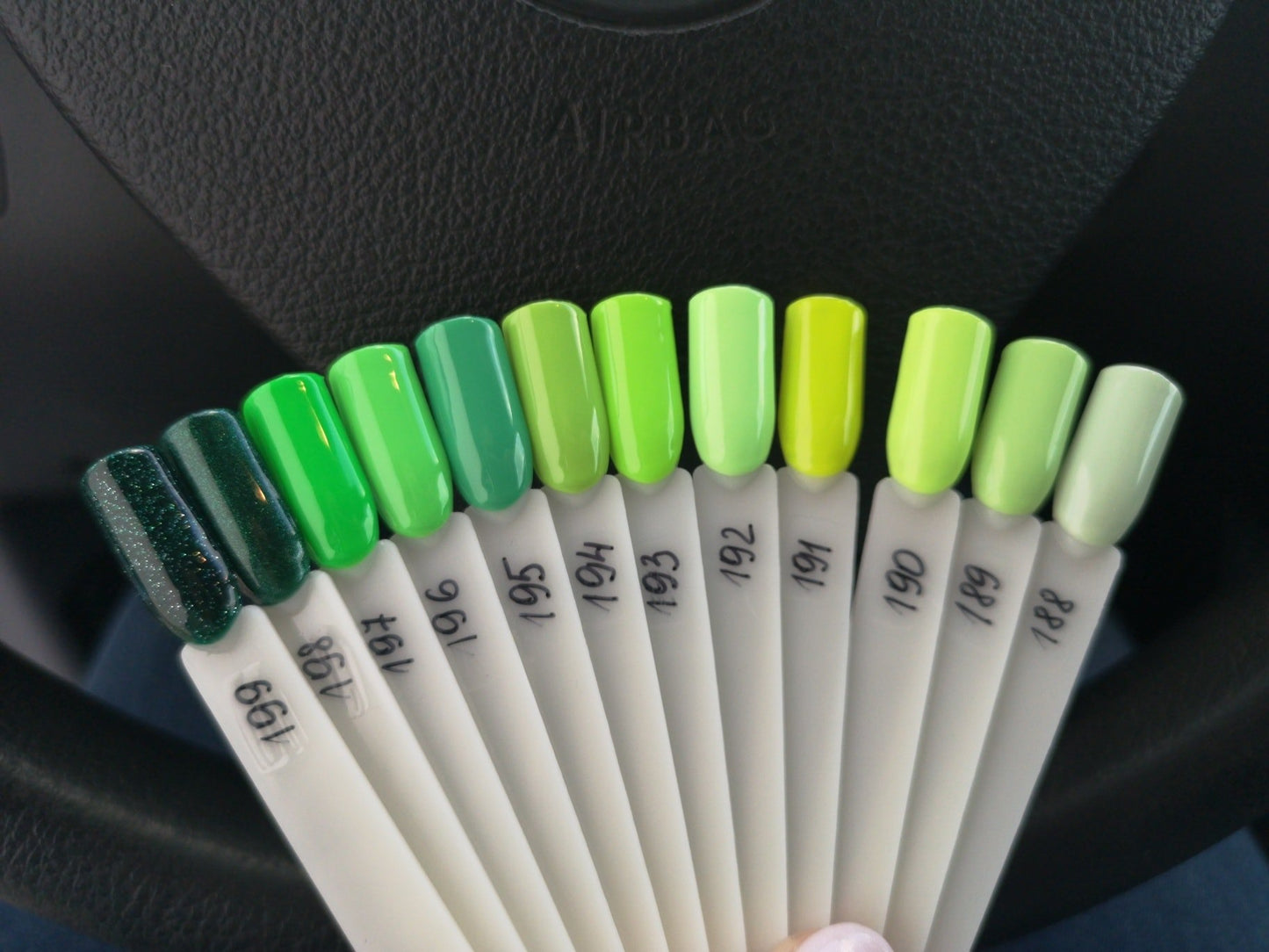 Diamondline GRANDE gelelakk Nr 192, 10 ml