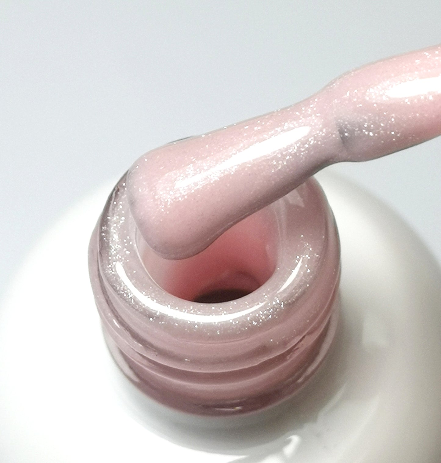 Soak-off Rubberbase LIGHT PINK SHIMMER SILVER, 15 ml