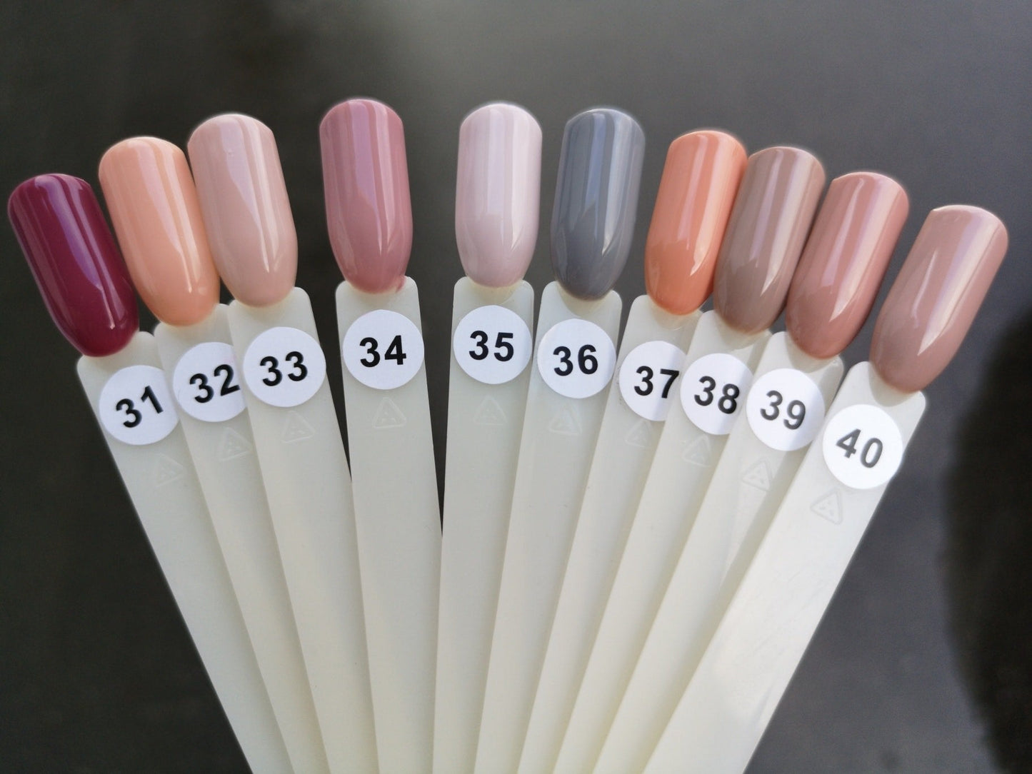 Diamondline GRANDE gelelakk Nr 33, 10 ml